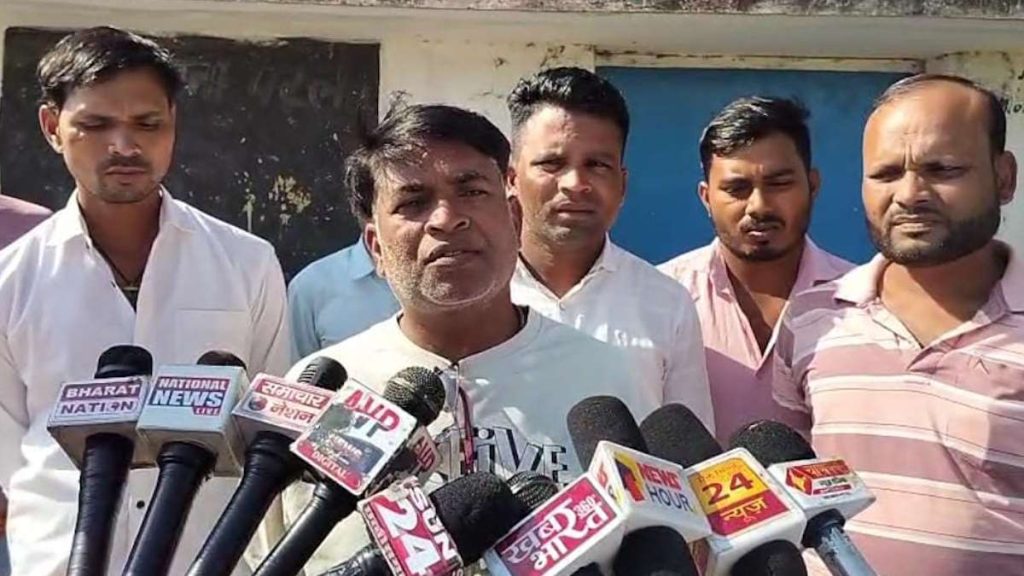 गरीबों के हक पर डाका : कुंवारों के नाम पर बनाए गए फर्जी राशन कार्ड, शादी और बच्चे तक दिखाए गए