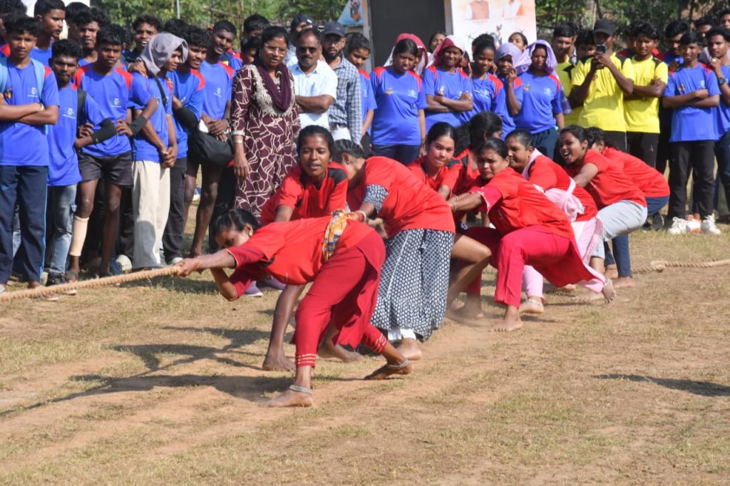 वर्षों बाद खेल मैदान में लौटीं महिलाएं, बस्तर ओलंपिक बना जड़ों से जोड़ने का माध्यम