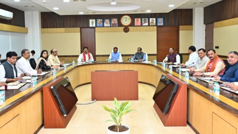 साय कैबिनेट का बड़ा फैसला : छत्तीसगढ़ में UCC ड्राफ्ट के लिए बनेगी समिति, महिलाओं को जमीन रजिस्ट्री में 50% छूट